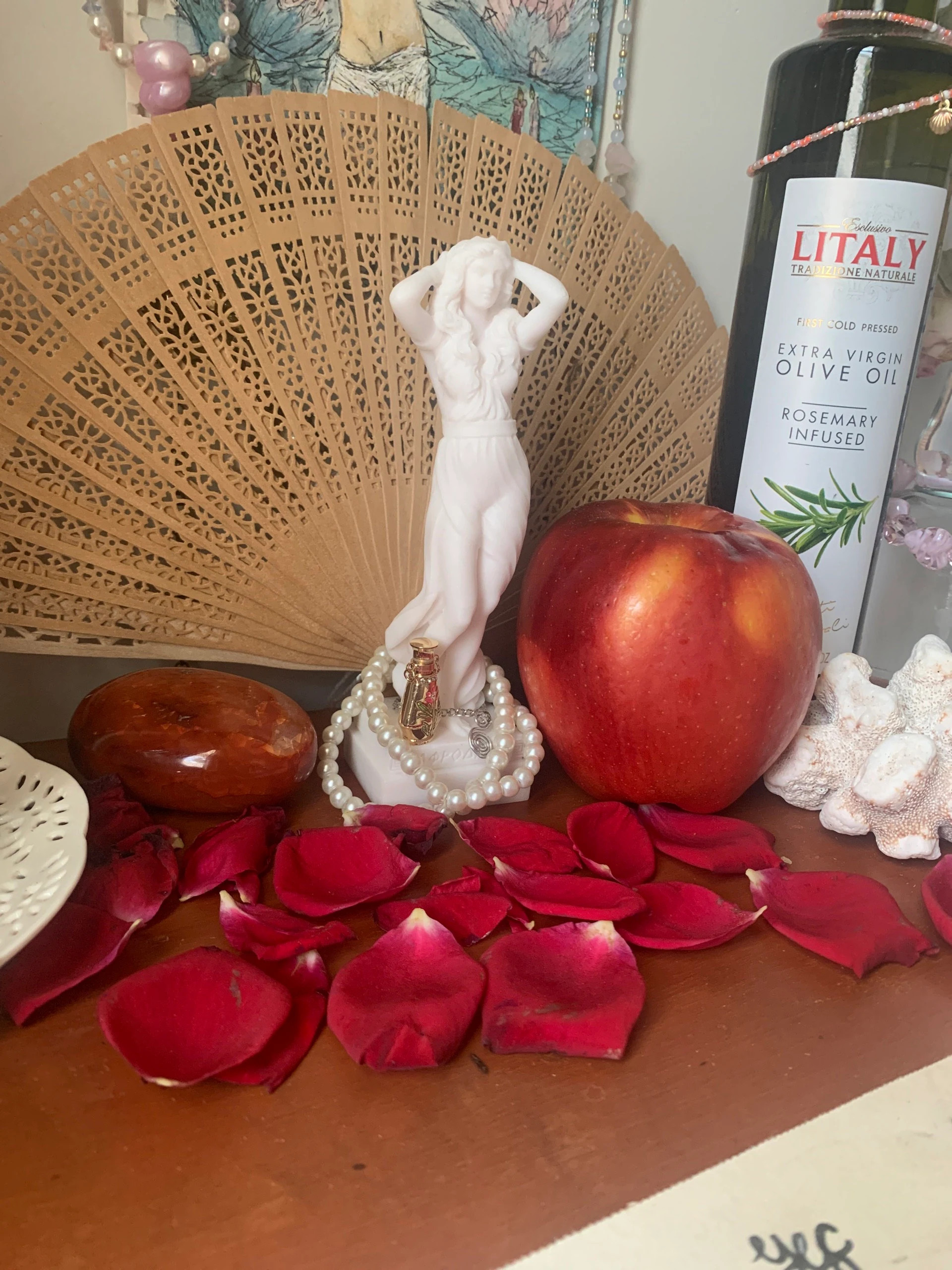 Aphrodite 3-792-w from eStatueShop  (customer's photo)